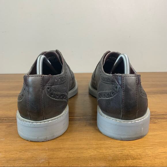 Ted Baker Leather Wingtip Oxford Size 9 main image 6